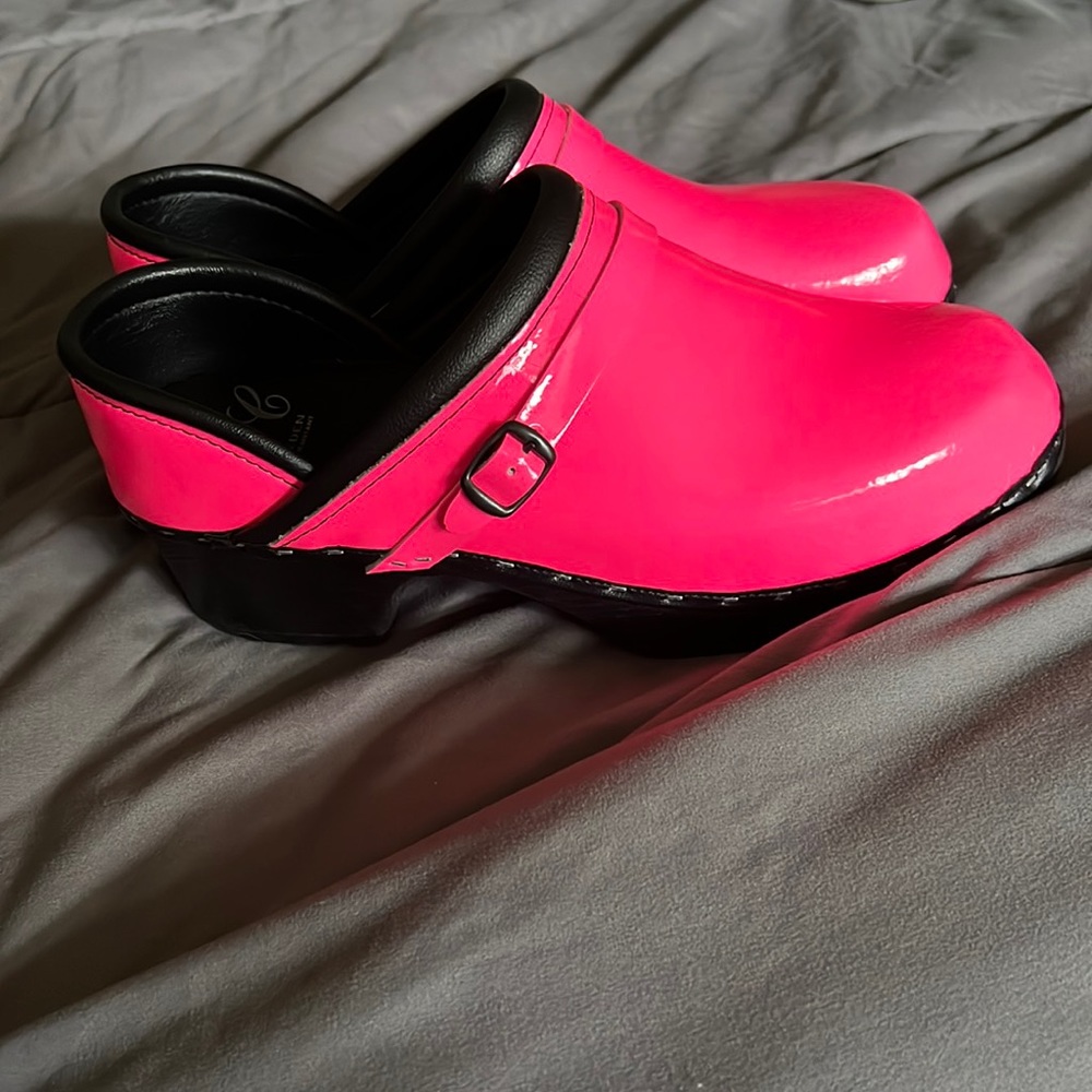 C and C nursing clogs.